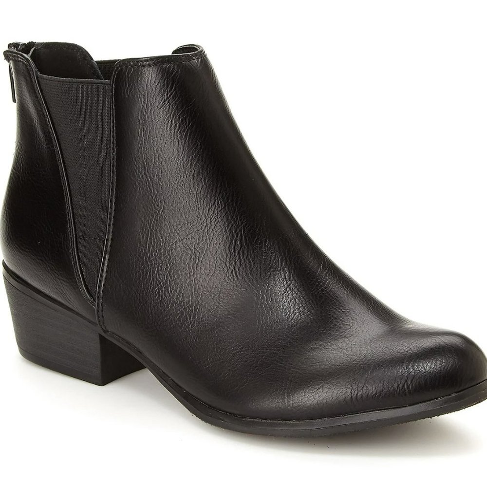 Esprit Tiffany Leather Ankle Boot, Size: 7M